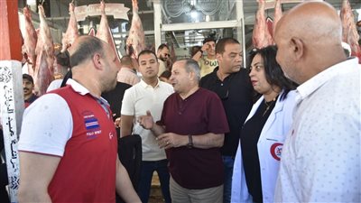 محافظ بورسعيد يتفقد البازار ومنافذ بيع اللحوم قبل عيد الأضحى المبارك 