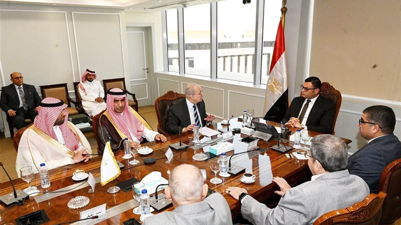 وزير الاسكان