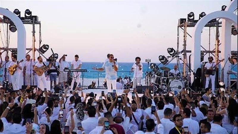 عمرو دياب