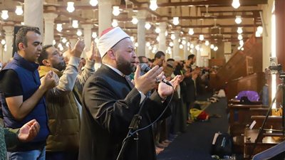 يسري عزام بعد رحيله من مسجد عمرو بن العاص: وداعًا أيها الجامع العتيق