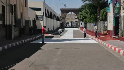 تجهيز ساحة مسجد سيدي عبد الرحيم القنائي لاستقبال المصلين |صور