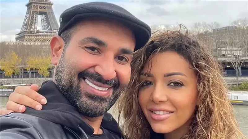 أحمد سعد وزوجته علياء