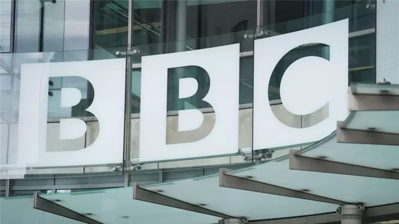 «BBC» ترد بقوة على