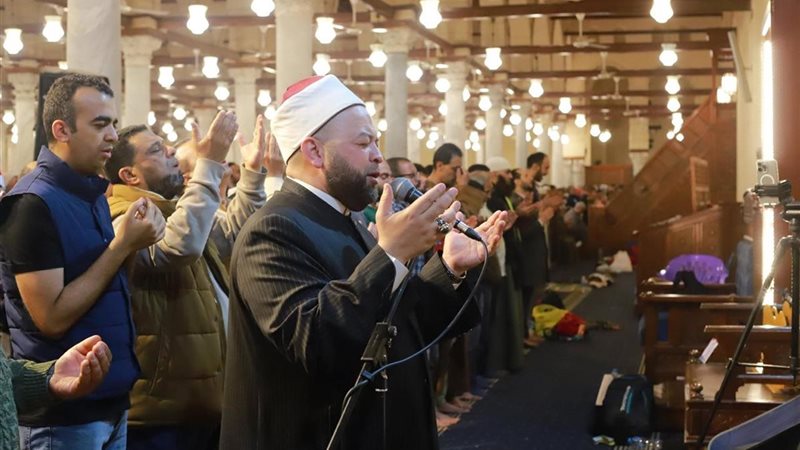 الشيخ يسري عزام