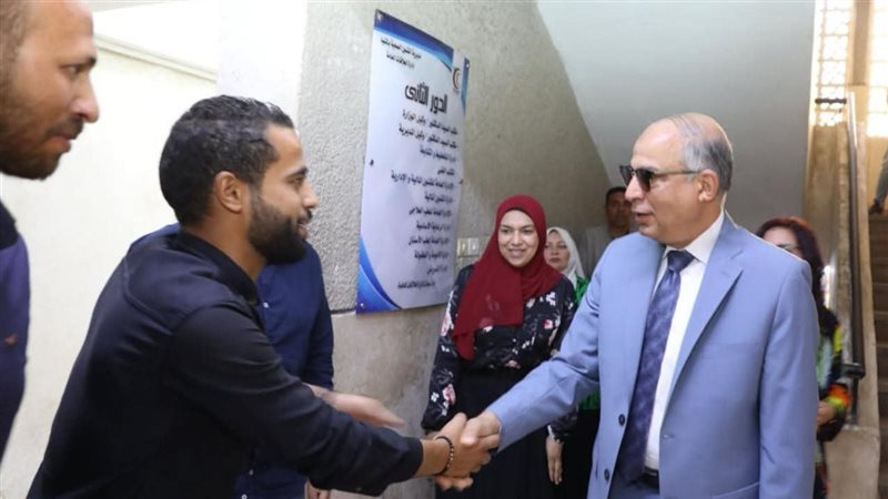 محافظ المنيا