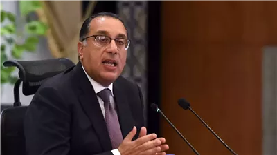 رئيس مجلس الوزراء يترأس اجتماع لجنة الطروحات الحكومية