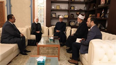 مفتي الجمهورية يترأس جلسة حوارية موسعة لإطلاق حملة وطنية لبناء وعي الشباب