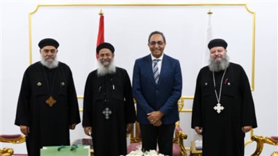 محافظ قنا يستقبل وفدًا من مطرانية الأقباط الأرثوذكس للتهنئة بعيد الأضحى |صور