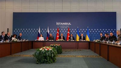 حدود الدور الأمريكي في المفاوضات بين روسيا وأوكرانيا 