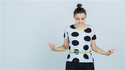 خسارة الوزن بسرعة للنساء: دليلكِ الآمن للوصول إلى جسم صحي ورشيق