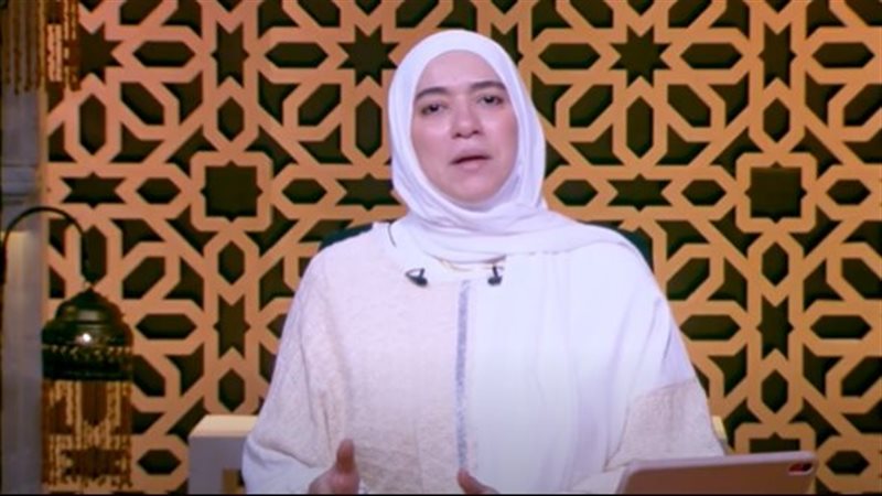 الدكتورة دينا أبو