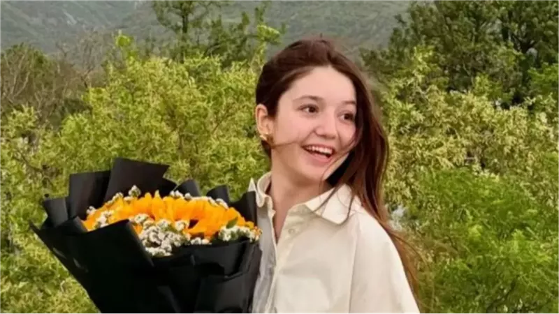 سنا يوسف