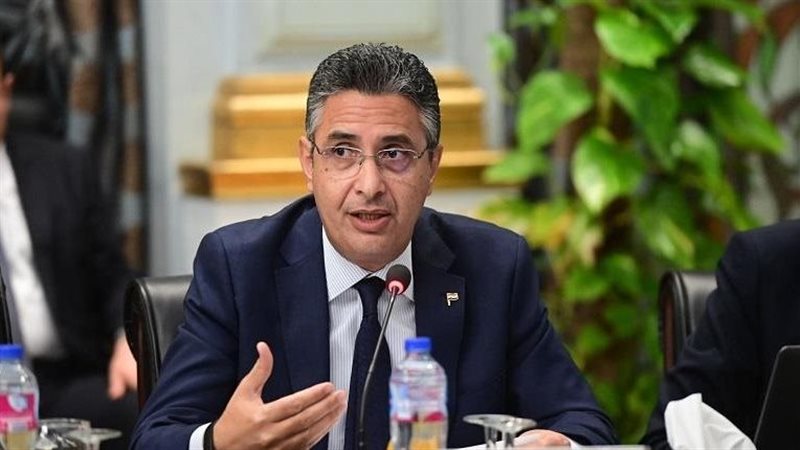 وزير التموين