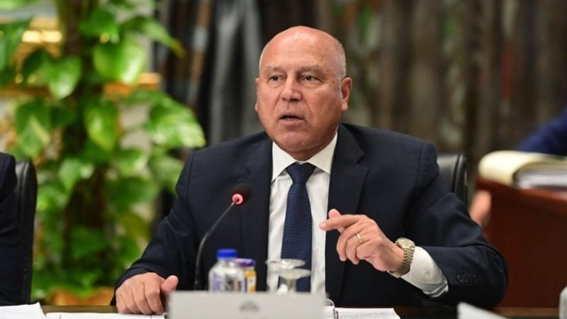 وزير الصناعة والنقل