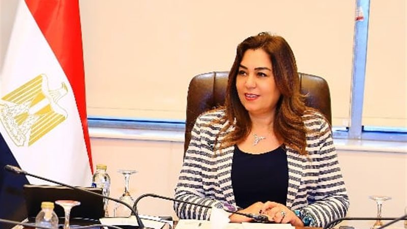 الدكتورة منال عوض