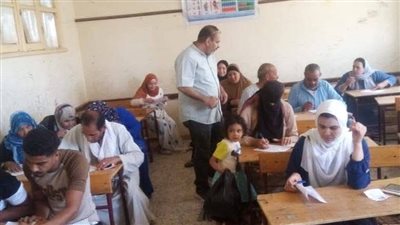 تسجيل 47 فصلا ً لمحو الأمية وتعليم الكبار بمركز مطاى بالمنيا