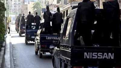 كردون أمنى بقرية فزارة بالفيوم بعد مقتل شاب في مشاجرة بسبب خلافات الجيرة