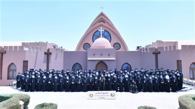 «بالاقتراع السري»... الأنبا يوأنس سكرتيرًا و3 مساعدين للمجمع المقدس بالكنيسة  