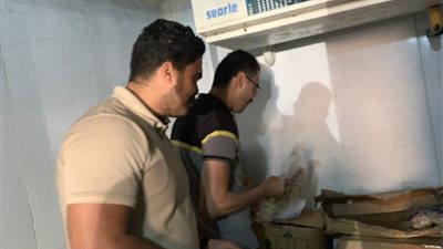 حملات رقابية في الغربية تسفر عن ضبط طن ونصف لحوم منتهية الصلاحية