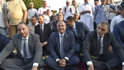 محافظ بورسعيد يشهد  «صلاة عيد الأضحى» بالساحة الرئيسية في مدينة بورفؤاد 