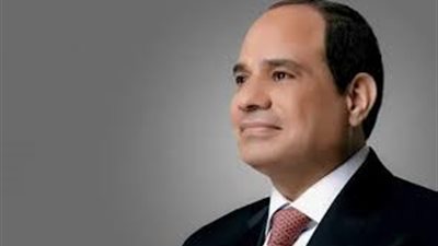 في لفتة إنسانية .. السيسي يطمئن على أحد الأئمة الحضور بخطبة العيد ويوجه بعلاجه
