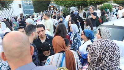 بعد صلاة عيد الأضحى.. حزب حماة الوطن بالإسماعيلية يوزع الهدايا على الأطفال 