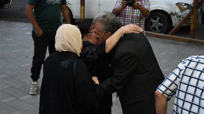 بكاء سميرة عبد العزيز