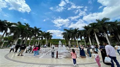 تنظيم راقٍ وإقبال متزايد.. حديقة الأزهر تستقبل الزوار في عيد الأضحى 