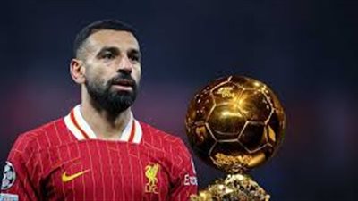 العنصرية الكروية.. هل يُظلم محمد صلاح في سباق الكرة الذهبية بسبب جنسيته؟