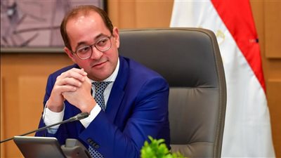 تطبيق الزيادات الجديدة في الأجور.. بدءًا من الشهر المقبل