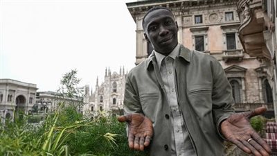 سجله الجنائي نظيف.. كابي لاميه يغادر أمريكا بعد احتجازه بسبب انتهاء التأشيرة 