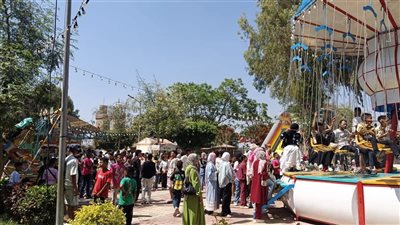 زحام غير مسبوق في مجازر وحدائق القليوبية خلال ثالث أيام عيد الأضحى