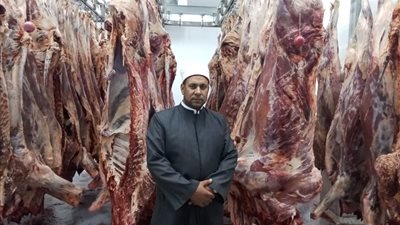 وفاء بحق المضحين.. وزارة الأوقاف تواصل ذبح صكوك الأضاحي ثالث أيام العيد