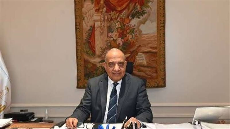 وزير الكهرباء والطاقة