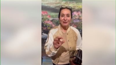 ظهور جديد للشيف منال العالم بدون حجاب يلفت الأنظار ويثير جدلا واسعا 