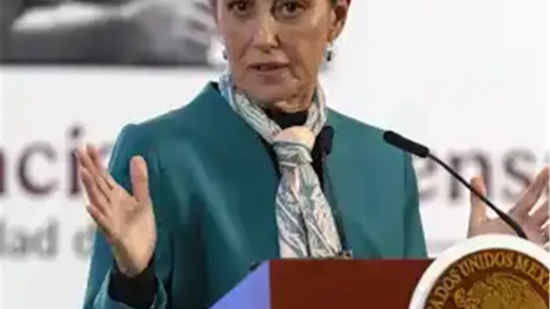 رئيسة المكسيك كلاوديا