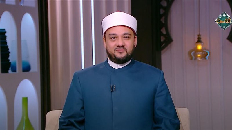 الدكتور أحمد نبوي