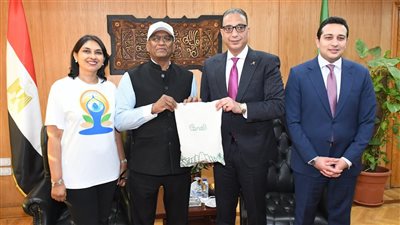 محافظ الفيوم يستقبل سفير دولة الهند بالقاهرة لبحث سبل التعاون المشترك