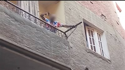 مدمن يثير الذعر بالوراق حاول إشعال النار فى أسطوانة بوتاجاز لتهديد جيران | صور