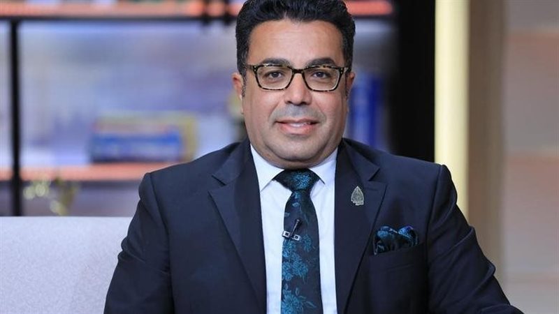 باسل عادل رئيس حزب