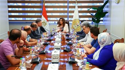 وزيرة التنمية توجه بزيادة عدد العاملين بقطاع التفتيش والمتابعة بالوزارة