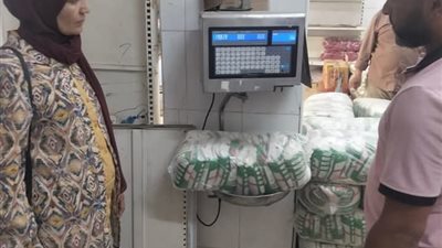 تحرير محاضر لمحلات وتجار ومحاضر لمخابز بحملات متنوعة لتموين بني سويف 