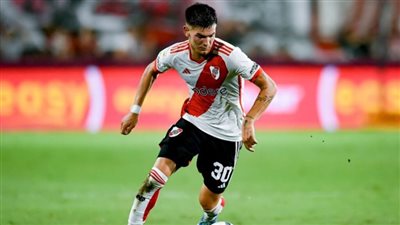 نجم ريال مدريد الجديد يتصدر المشهد.. أكبر 5 صفقات في تاريخ الكرة الأرجنتينية