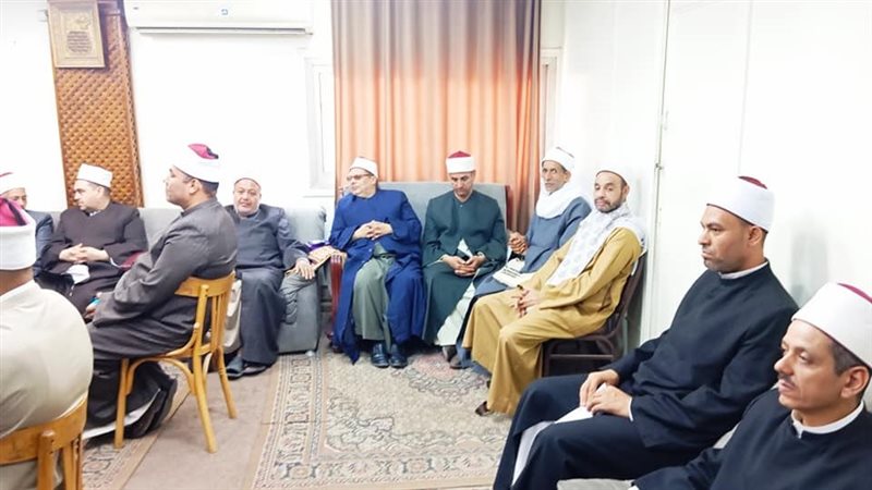 اجتماع وكيل الأوقاف