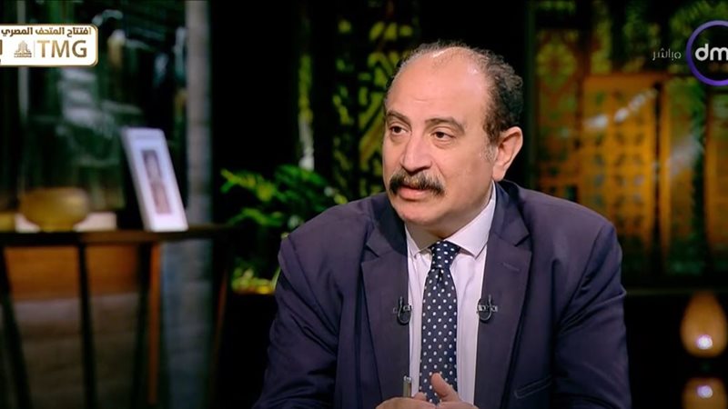 الدكتور طارق فهمي
