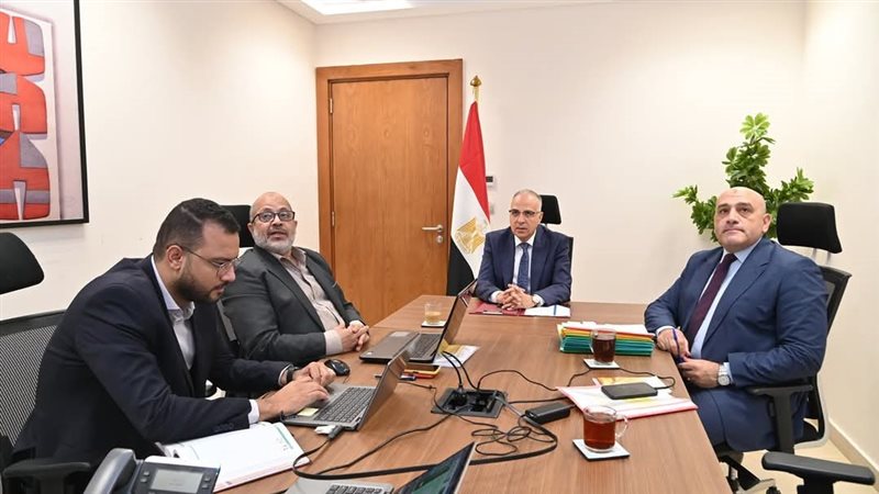 وزير الموارد المائية