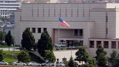 سفارة واشنطن في بغداد تحذر الأمريكيين من السفر إلى العراق