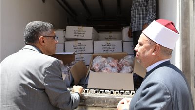  الجيزة تسلم الدفعة الأولى من لحوم «صكوك الأضاحي» للأسر الأولي بالرعاية 