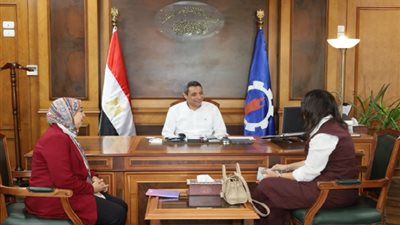 محافظ السويس يبحث تنشيط 