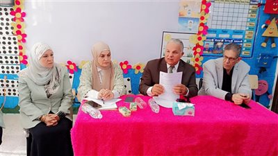 تفعيل النشاط الصيفي وبرنامج العباقرة ومبادرة قرأت لك بالمدارس الرسمية للغات 